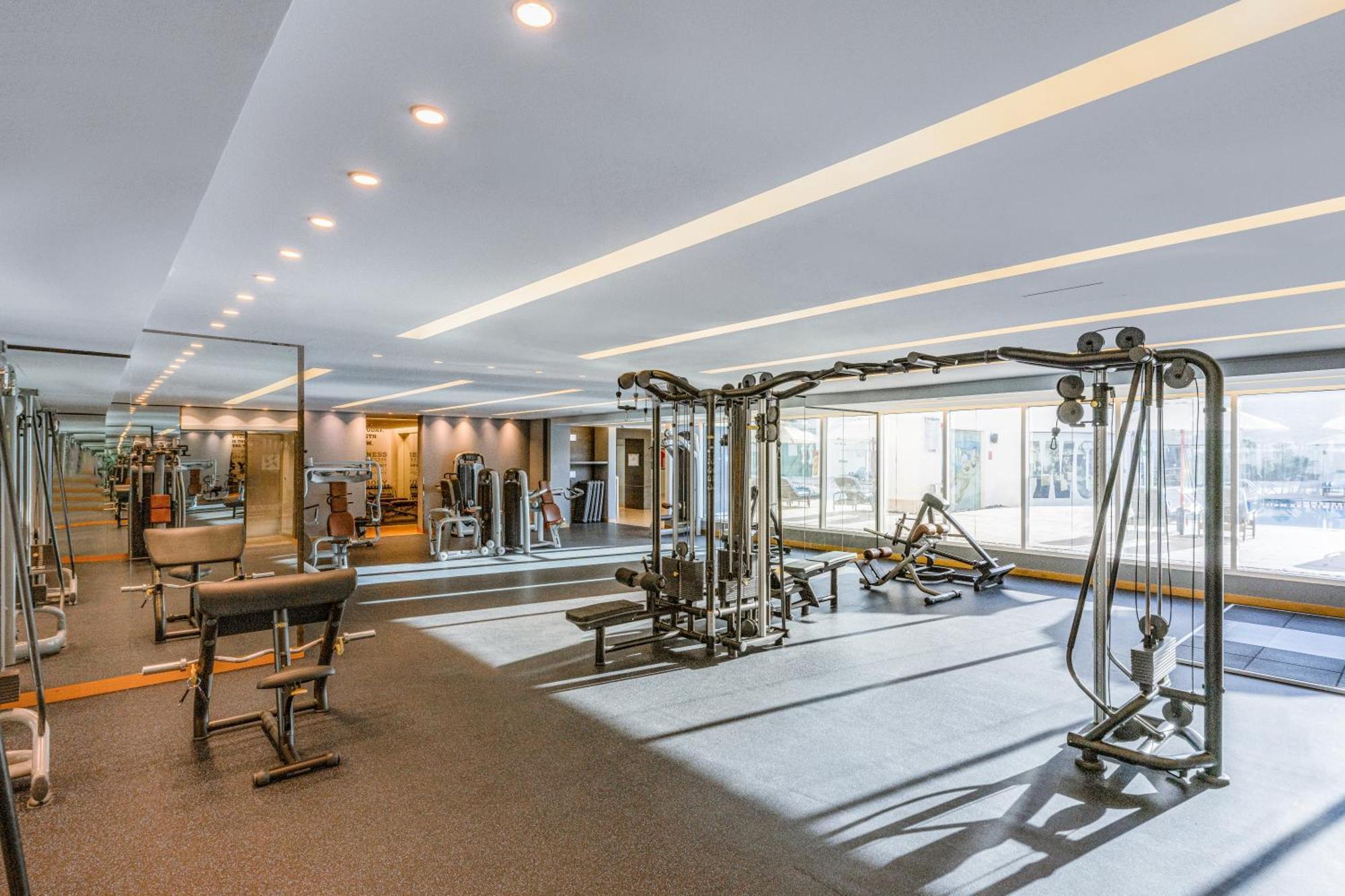 Four Points By Sheraton Al Aïn Extérieur photo The gym at the hotel
