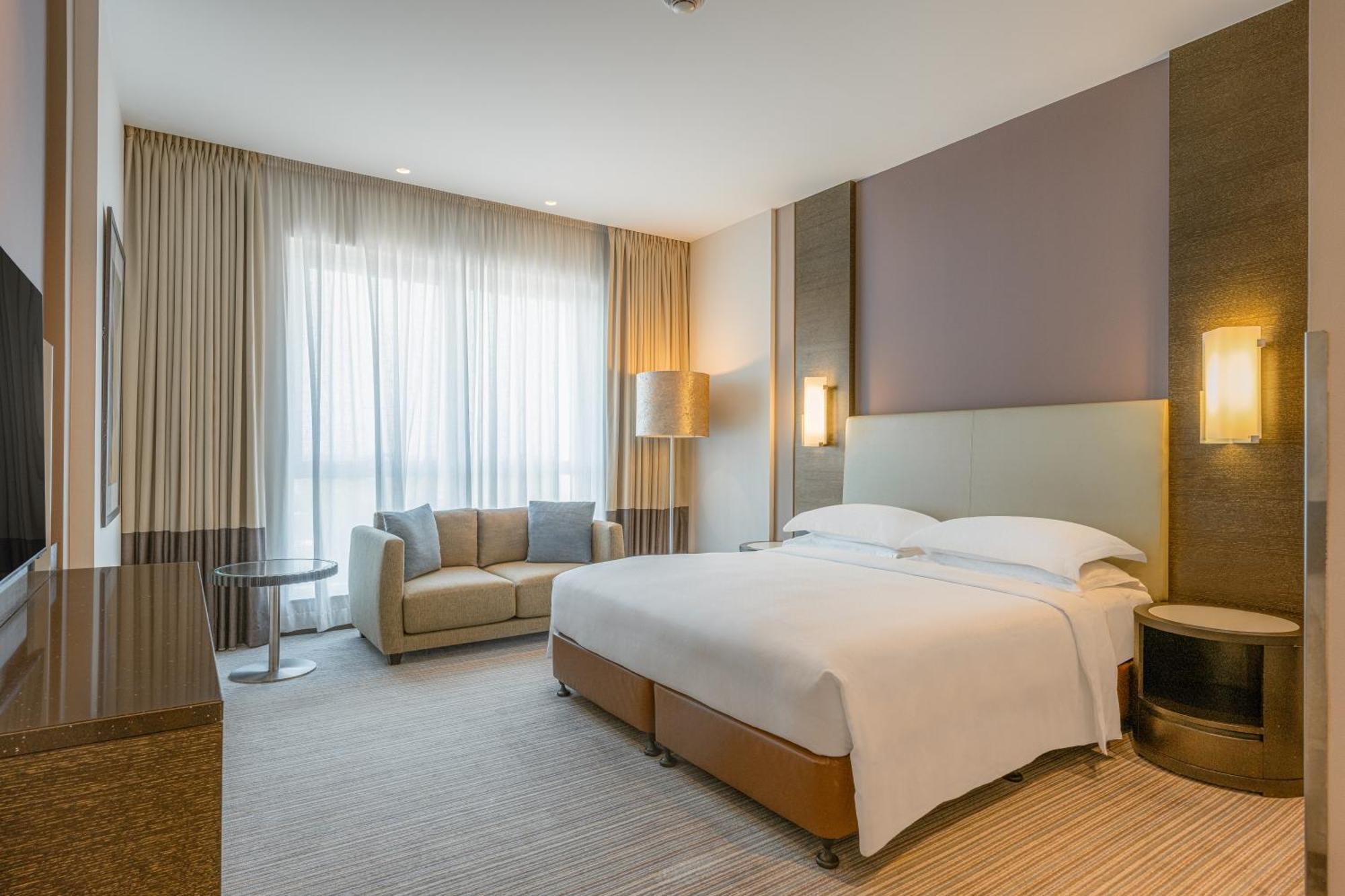 Four Points By Sheraton Al Aïn Extérieur photo Deluxe Room