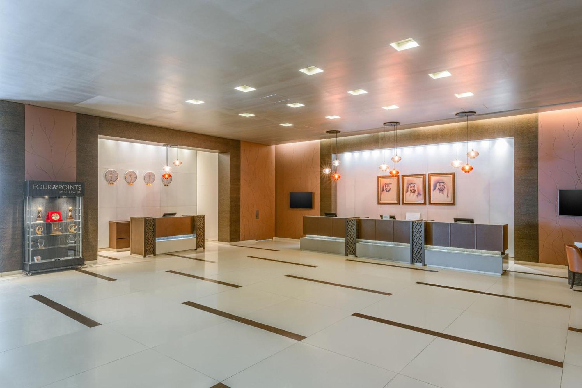 Four Points By Sheraton Al Aïn Extérieur photo Lobby