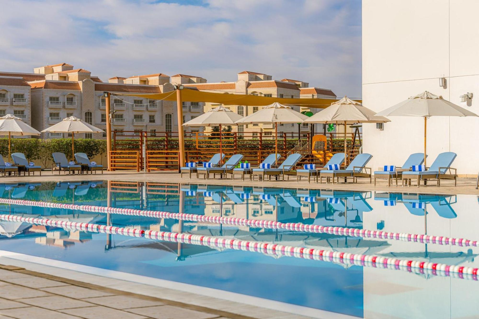 Four Points By Sheraton Al Aïn Extérieur photo The pool at the Athens Olympic Aquatic Centre